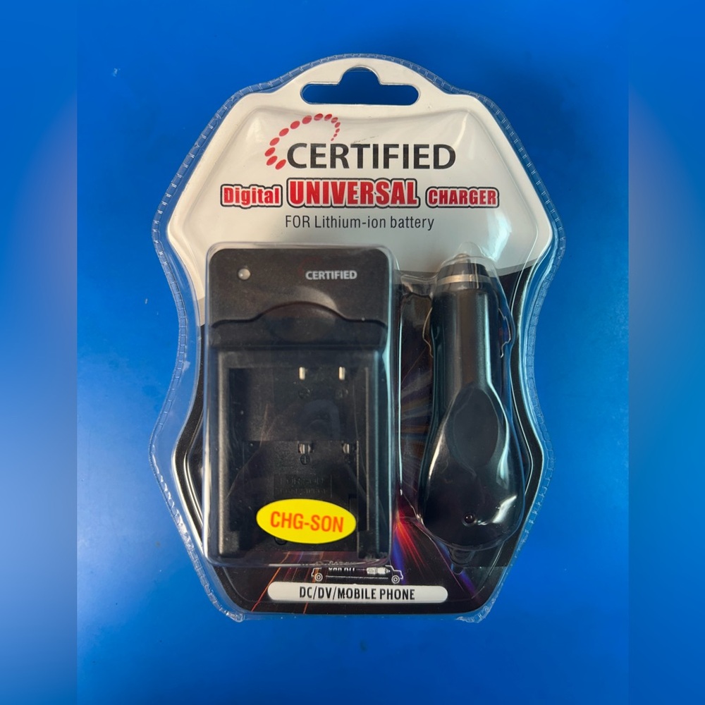 Universal Travel Charger For Sony, Casio, Fuji, Sanyo Digital Camera